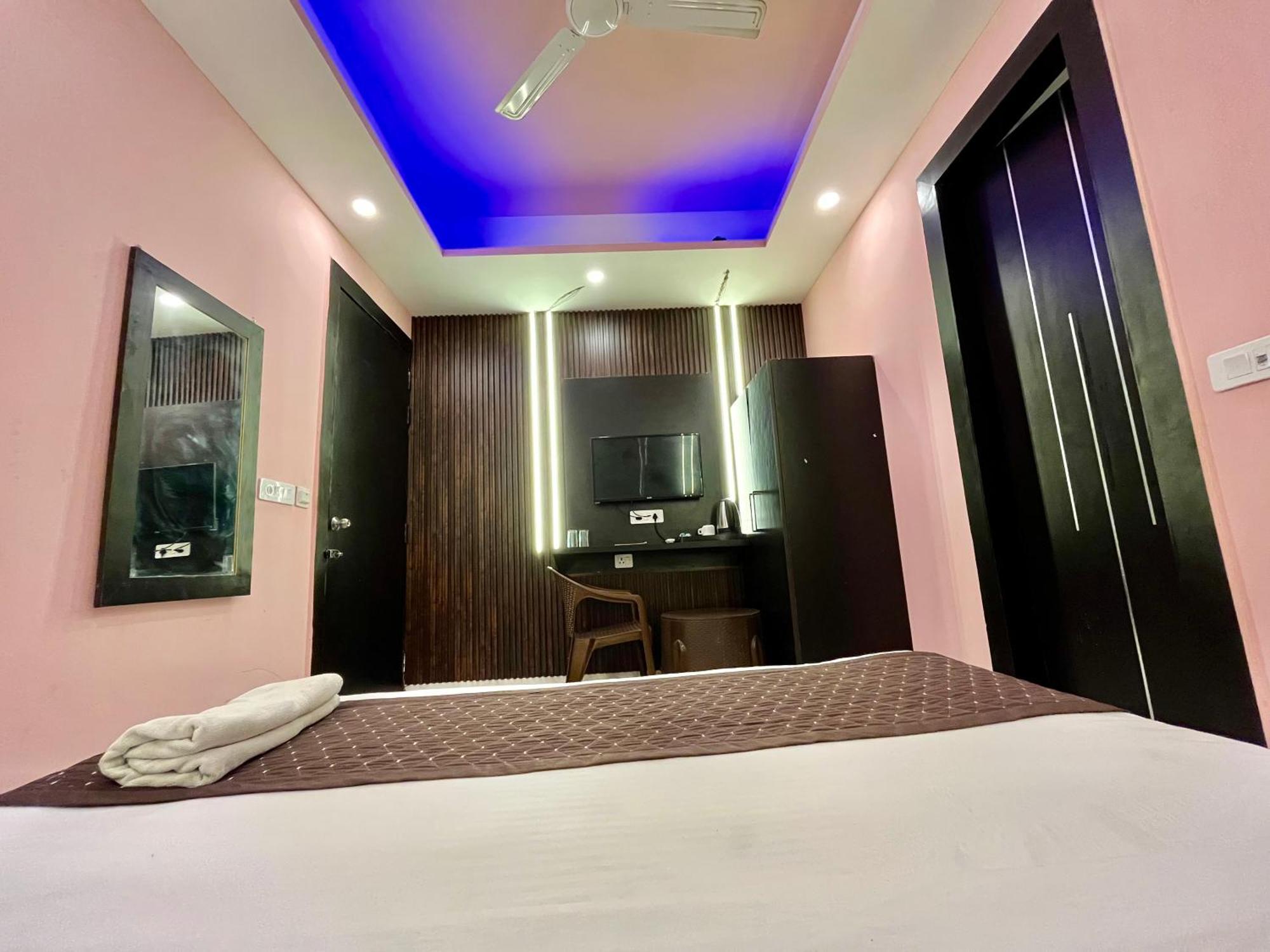 Jupiter Plaza- A Brand Of The Reality Hotel New Delhi Exterior photo